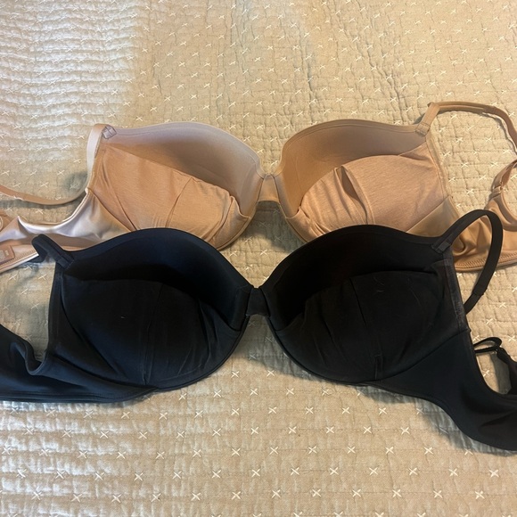 SKIMS Black and Tan Bras - Picture 2 of 4
